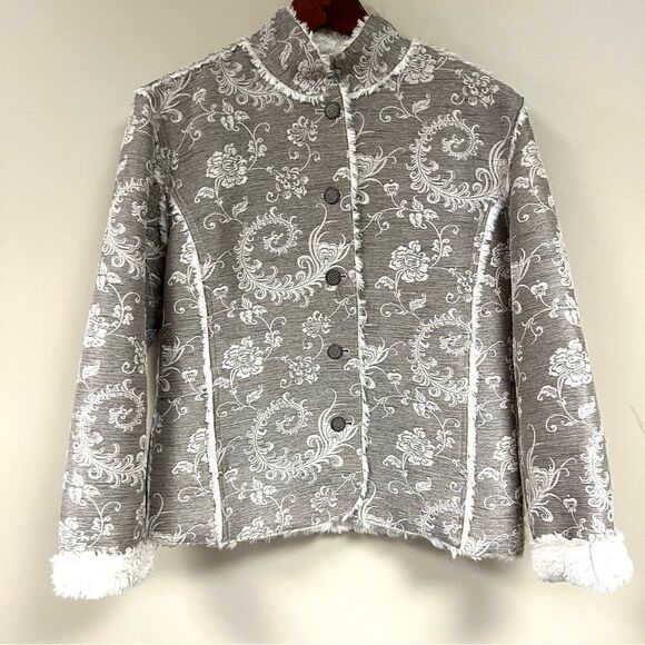 Chicos tan/neutral tapestry jacket faux fur lining Sz M - Picture 1 of 7